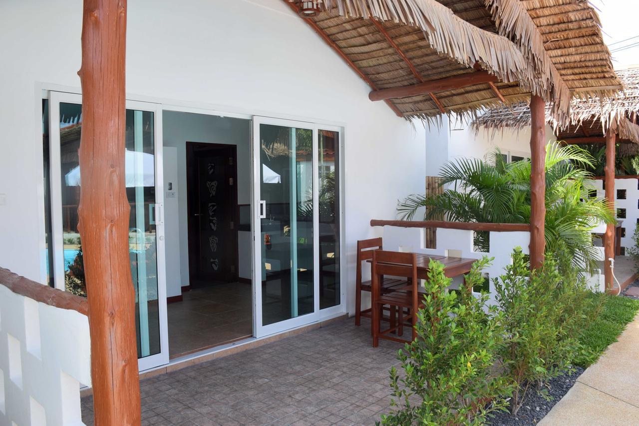 Vivi Bungalows Resort Nai Harn Buitenkant foto