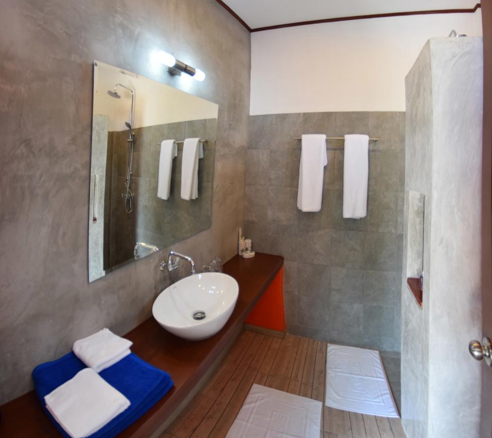 Vivi Bungalows Resort Nai Harn Buitenkant foto
