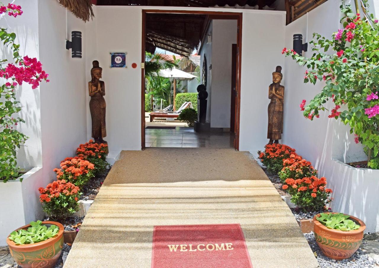 Vivi Bungalows Resort Nai Harn Buitenkant foto