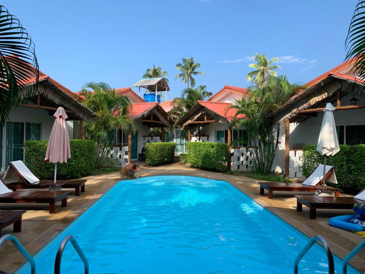 Vivi Bungalows Resort Nai Harn Buitenkant foto